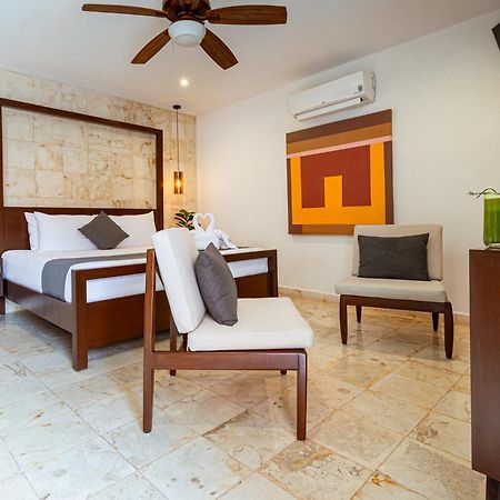 La Aurora Hotel Colonial 바야돌리드 외부 사진