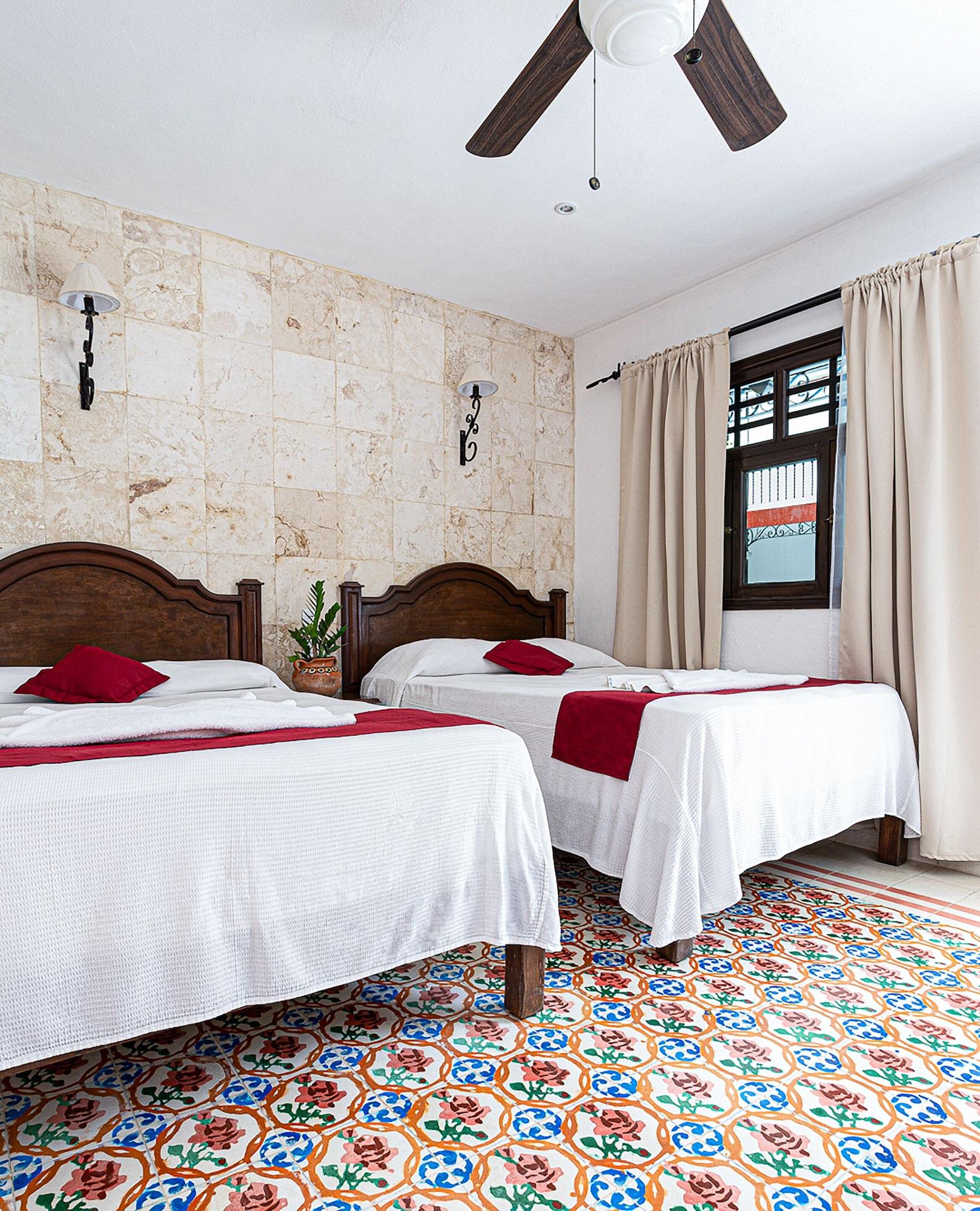 La Aurora Hotel Colonial 바야돌리드 외부 사진
