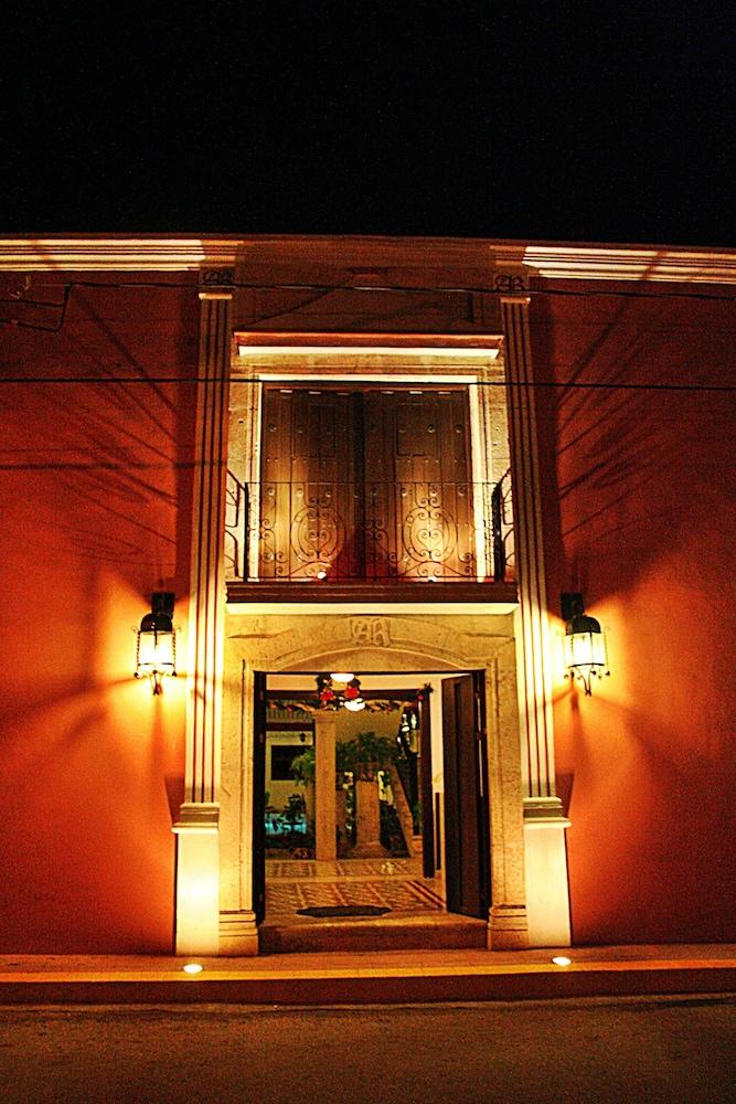 La Aurora Hotel Colonial 바야돌리드 외부 사진