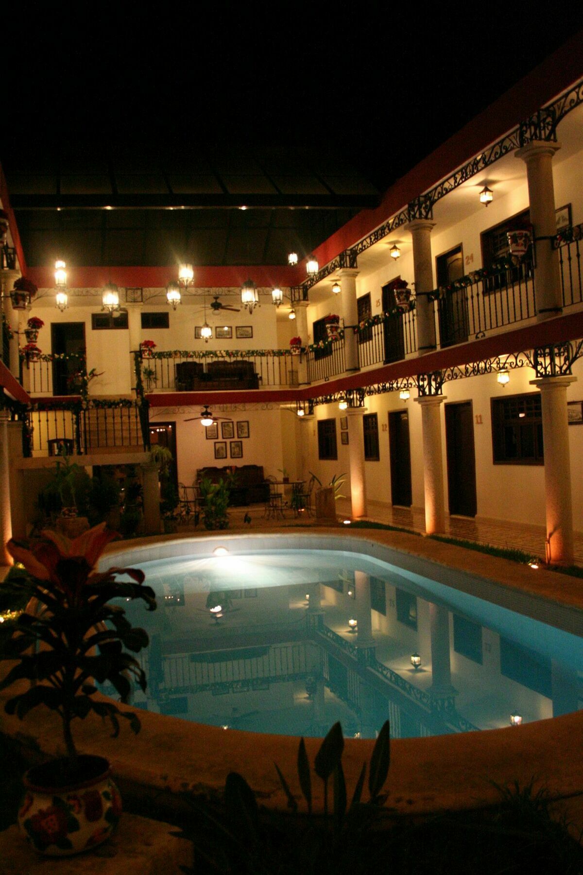 La Aurora Hotel Colonial 바야돌리드 외부 사진